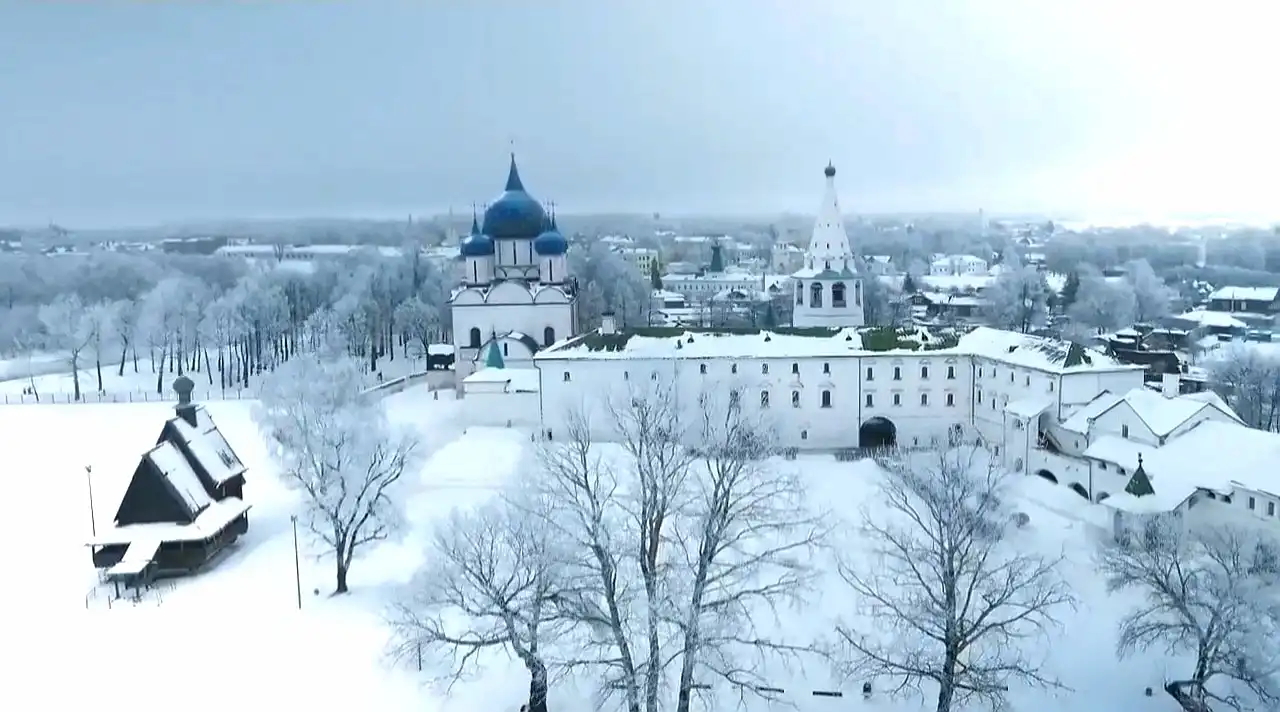 Фильм Суздаль. 1000 лет и один день